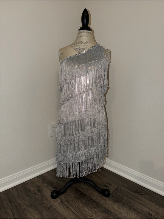 Dresses & Skirts - Silver One-Shoulder Fringe Cocktail Dress